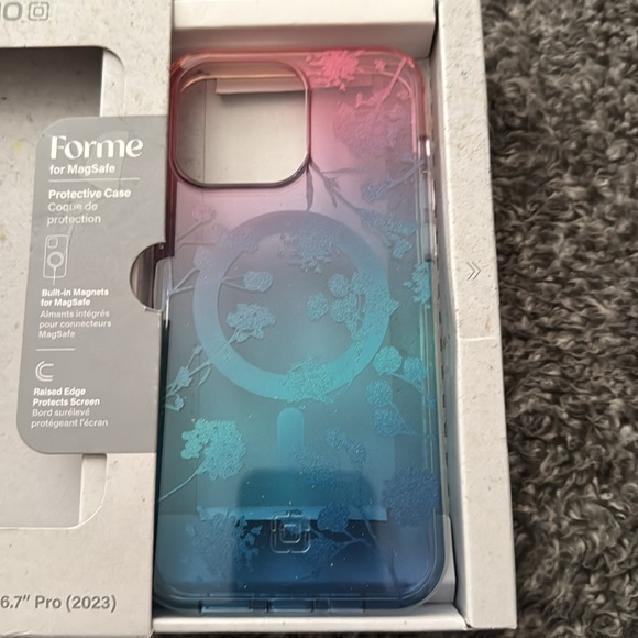 Incipio iPhone 15 pro max case - Picture 2 of 5